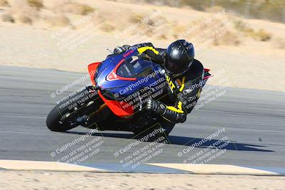 media/Jan-08-2022-SoCal Trackdays (Sat) [[1ec2777125]]/Turn 6 Inside (1pm)/